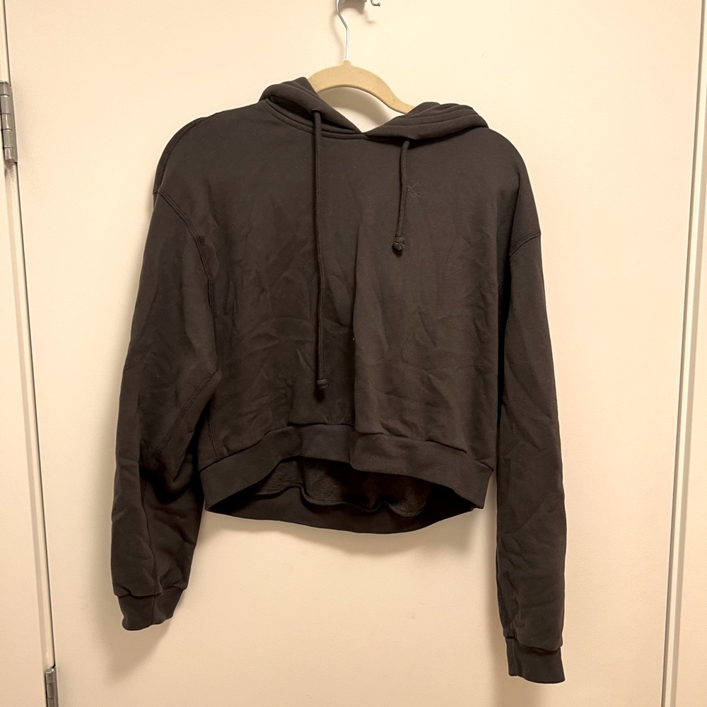 Abercrombie cropped sweater